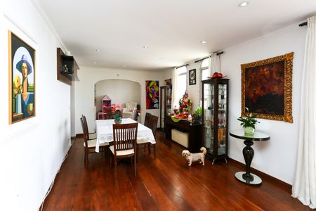 Apartamento à venda com 235m², 4 quartos e 5 vagasSala 2