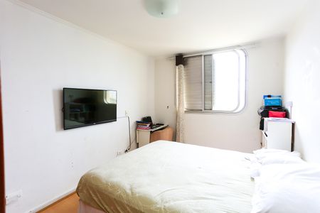 Apartamento à venda com 235m², 4 quartos e 5 vagassuite 2