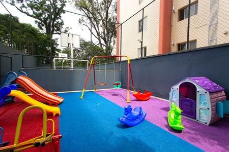 Apartamento à venda com 68m², 3 quartos e 1 vagaÁrea comum - Playground