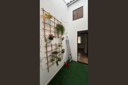 Casa à venda com 350m², 3 quartos e 3 vagas Casa à venda com 350m², 3 quartos e 3 vagasJardim de Inverno