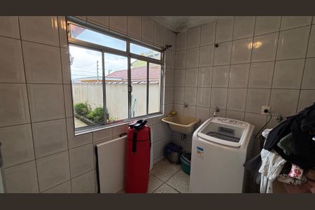 Casa à venda com 350m², 3 quartos e 3 vagas Casa à venda com 350m², 3 quartos e 3 vagasÁrea de Serviço