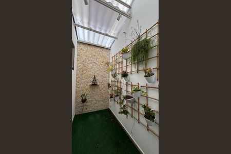 Casa à venda com 350m², 3 quartos e 3 vagas Casa à venda com 350m², 3 quartos e 3 vagasJardim de Inverno