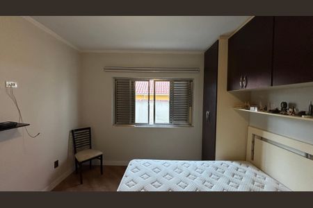 Casa à venda com 350m², 3 quartos e 3 vagas Casa à venda com 350m², 3 quartos e 3 vagasQuarto 1