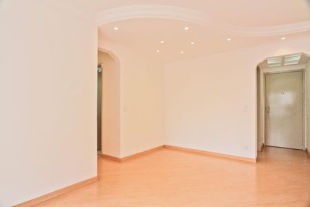 Sala de apartamento à venda com 3 quartos, 64m² em City América, São Paulo