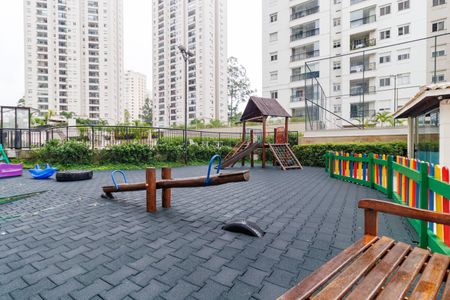 Apartamento para alugar com 70m², 3 quartos e 1 vagaÁrea comum - Playground