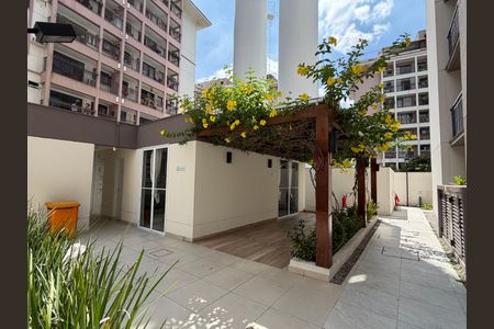 Apartamento para alugar com 46m², 2 quartos e 1 vagaÁrea comum - Salão de festas