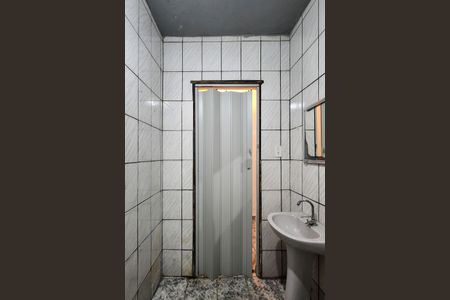 Banheiro  de casa para alugar com 1 quarto, 70m² em Vila Sao Pedro, São Bernardo do Campo