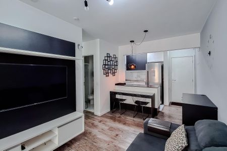 Sala de apartamento para alugar com 2 quartos, 70m² em Liberdade, São Paulo
