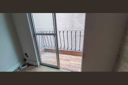 Sacada de apartamento à venda com 2 quartos, 59m² em Umuarama, Osasco