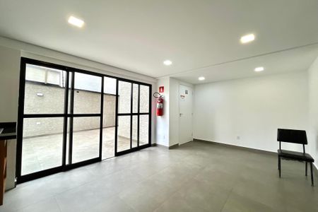 Apartamento para alugar com 30m², 1 quarto e sem vaga Apartamento para alugar com 30m², 1 quarto e sem vagaÁrea comum - Salão de festas