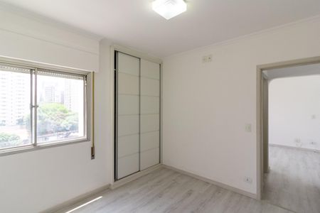 Quarto de apartamento à venda com 1 quarto, 42m² em Brooklin, São Paulo