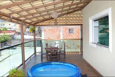 Casa de condomínio para alugar com 110m², 2 quartos e 1 vagaVaranda