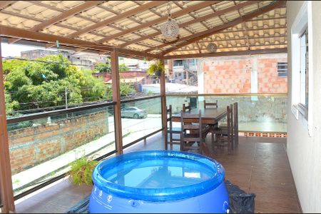 Casa de condomínio para alugar com 110m², 2 quartos e 1 vagaVaranda