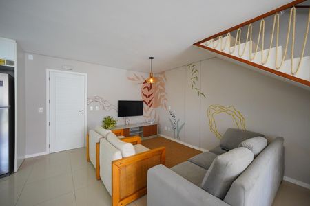 Sala de casa para alugar com 3 quartos, 200m² em Campeche, Florianópolis
