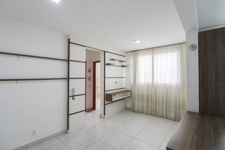 Sala de apartamento para alugar com 2 quartos, 47m² em São João Batista, Belo Horizonte