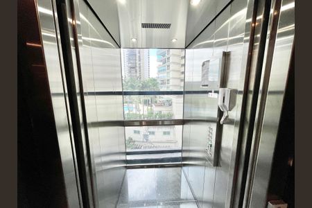 Apartamento para alugar com 34m², 1 quarto e 1 vaga Apartamento para alugar com 34m², 1 quarto e 1 vagaElevador