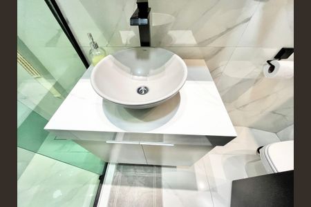 Apartamento para alugar com 34m², 1 quarto e 1 vaga Apartamento para alugar com 34m², 1 quarto e 1 vagaBanheiro da Suíte