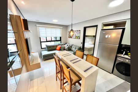 Sala/Cozinha de apartamento para alugar com 1 quarto, 34m² em Santana, São Paulo
