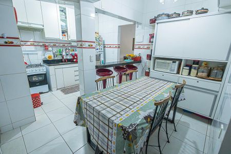 Apartamento à venda com 109m², 3 quartos e 2 vagascozinha