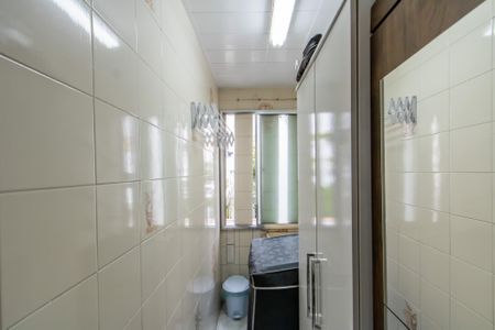 Apartamento à venda com 48m², 2 quartos e 1 vaga Apartamento à venda com 48m², 2 quartos e 1 vagaÁrea de Serviço