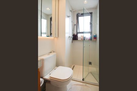 Apartamento para alugar com 74m², 2 quartos e 1 vaga Apartamento para alugar com 74m², 2 quartos e 1 vagaBanheiro da Suíte 1