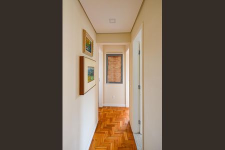 Apartamento à venda com 70m², 2 quartos e 1 vagaCorredor