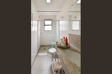 Apartamento à venda com 70m², 2 quartos e 1 vagaBanheiro Social