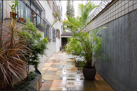 Apartamento à venda com 70m², 2 quartos e 1 vagaEntrada