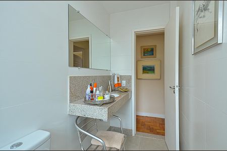 Apartamento à venda com 70m², 2 quartos e 1 vagaBanheiro Social