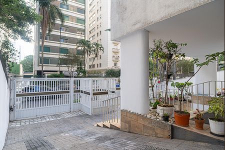 Apartamento à venda com 88m², 2 quartos e 1 vaga Apartamento à venda com 88m², 2 quartos e 1 vagaÁrea comum - Entrada do Edifício