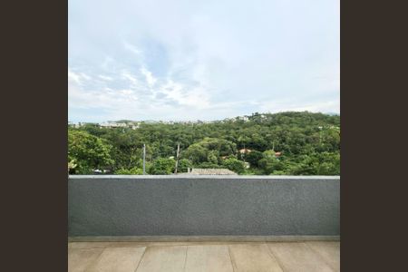 Casa à venda com 340m², 4 quartos e 4 vagas