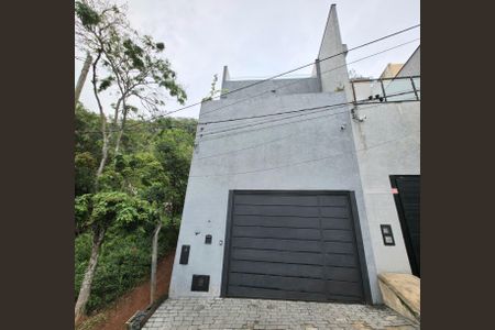 Casa à venda com 340m², 4 quartos e 4 vagas