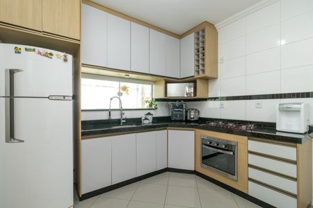 Casa para alugar com 136m², 4 quartos e 4 vagasCozinha