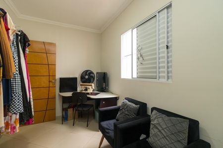 Casa para alugar com 136m², 4 quartos e 4 vagasQuarto 2