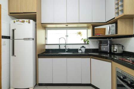 Casa para alugar com 136m², 4 quartos e 4 vagasCozinha