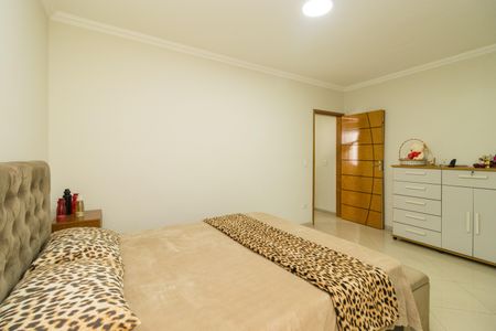 Casa para alugar com 136m², 4 quartos e 4 vagasSuíte 1