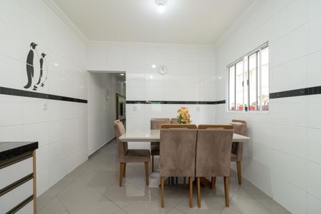 Casa para alugar com 136m², 4 quartos e 4 vagasCozinha