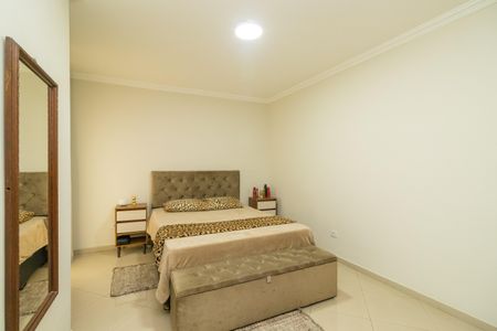 Casa para alugar com 136m², 4 quartos e 4 vagasSuíte 1