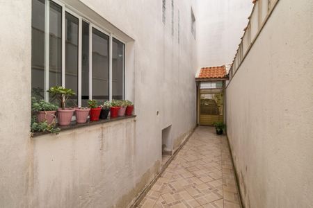 Casa para alugar com 136m², 4 quartos e 4 vagasCorredor externo