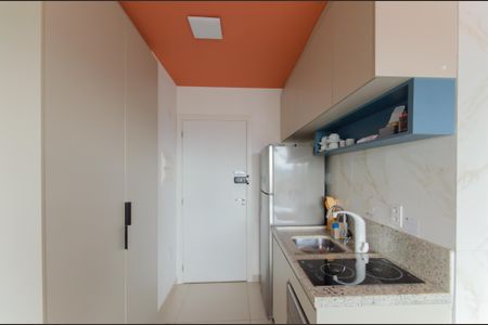 Cozinha de kitnet/studio à venda com 1 quarto, 27m² em Liberdade, São Paulo