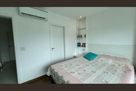 Casa de Condomínio à venda com 4 quartos, 230m² em Recreio dos Bandeirantes, Rio de Janeiro