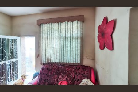 Sala de casa à venda com 2 quartos, 72m² em Olaria, Rio de Janeiro