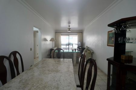 Sala de apartamento para alugar com 2 quartos, 110m² em Barra Funda, Guarujá