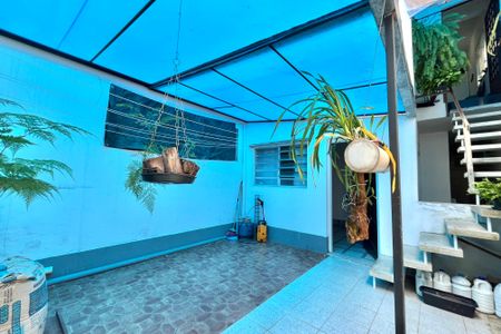 Casa à venda com 206m², 4 quartos e 2 vagas Casa à venda com 206m², 4 quartos e 2 vagasChurrasqueira