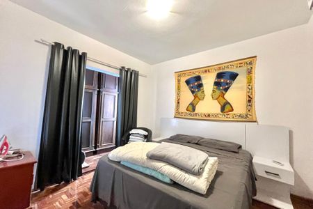 Casa à venda com 206m², 4 quartos e 2 vagas Casa à venda com 206m², 4 quartos e 2 vagasQuarto 1