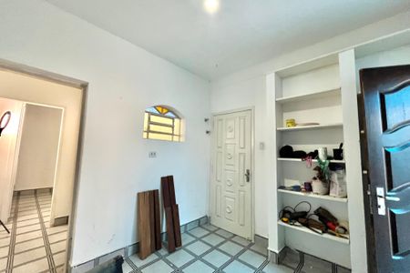 Casa à venda com 206m², 4 quartos e 2 vagas Casa à venda com 206m², 4 quartos e 2 vagasSala Fundos