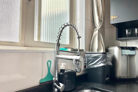 Casa à venda com 206m², 4 quartos e 2 vagas Casa à venda com 206m², 4 quartos e 2 vagasCozinha