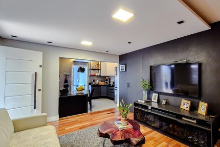 Sala de casa para alugar com 2 quartos, 110m² em Vila Moinho Velho, São Paulo