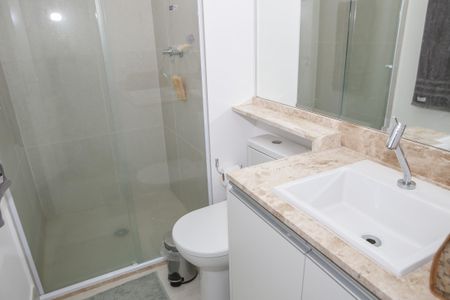 Apartamento à venda com 71m², 2 quartos e 2 vagasBanheiro da Suíte 1