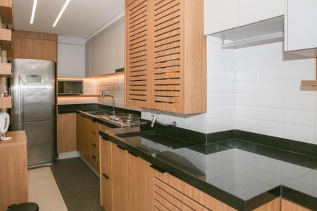 Apartamento à venda com 71m², 2 quartos e 2 vagasCozinha e Área de Serviço